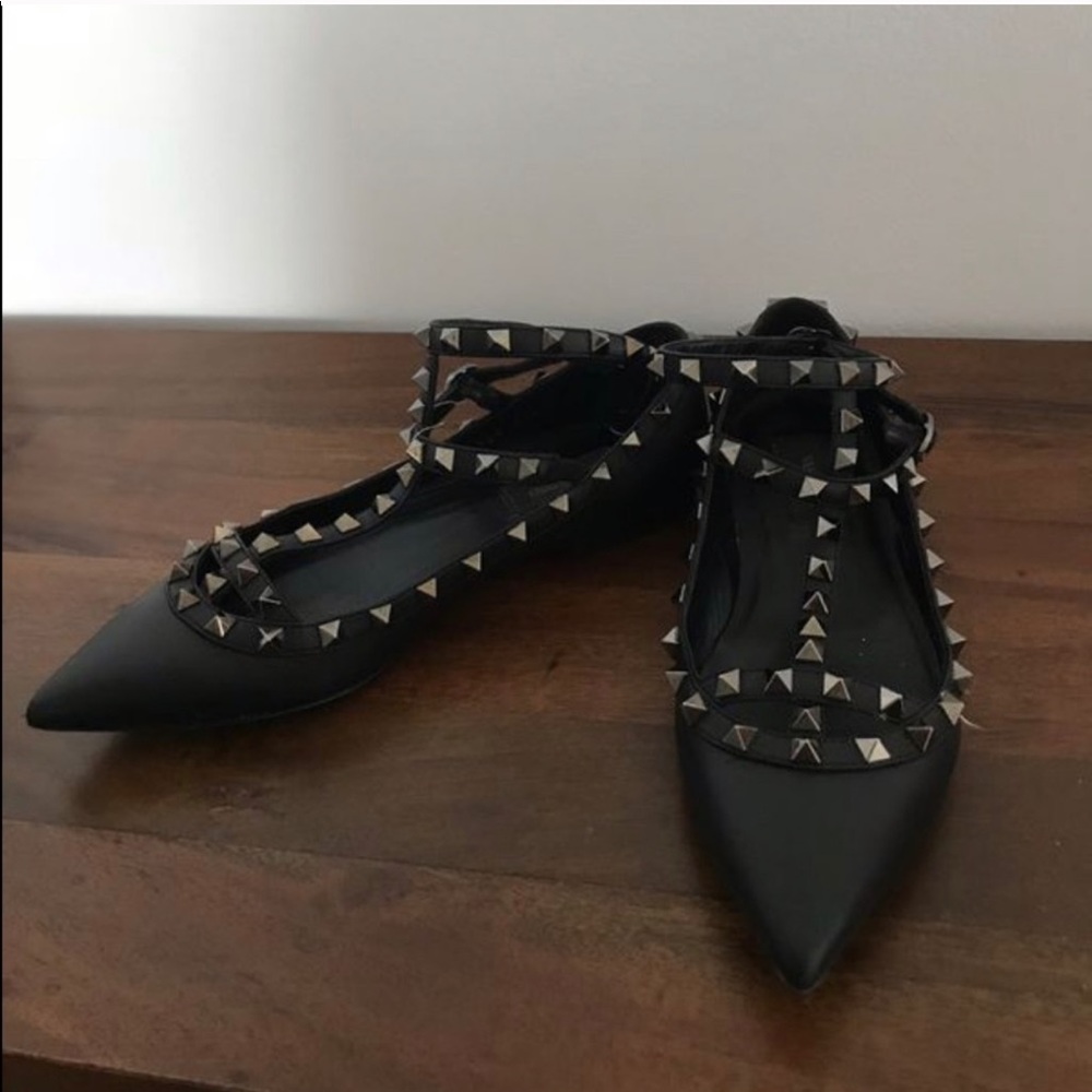 Valentino flats